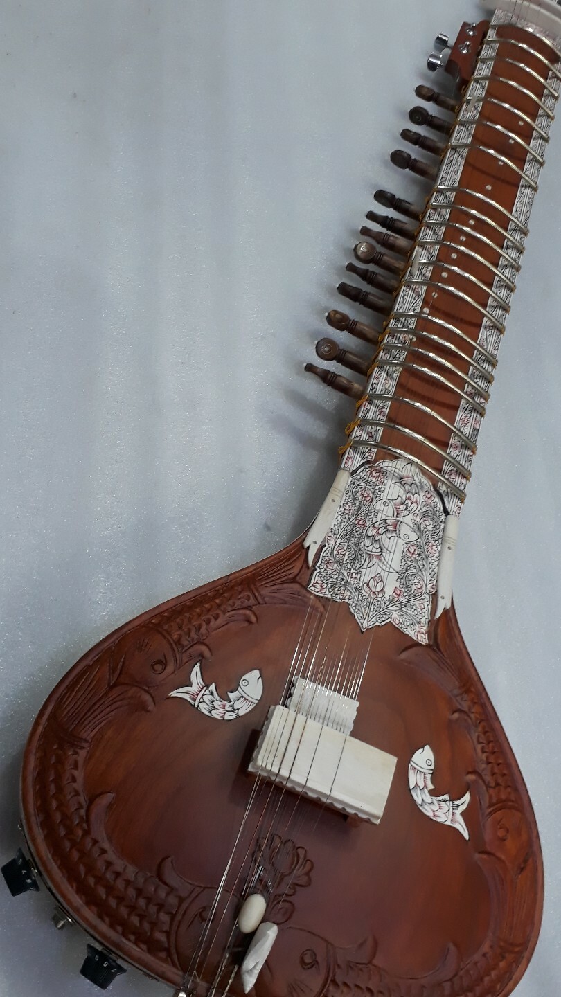 SITAR PROFESSIONAL WELL SEASONED TUN WOODEN HANDMADE FLAT BACK VERY