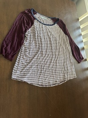 maurices Women s XL Burgundy White Striped Round Neck Raglan 3/4 Sleeve T-Shirt