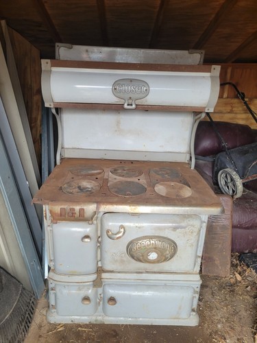 Antique Quakertown Stove Works Coal Stove Oven