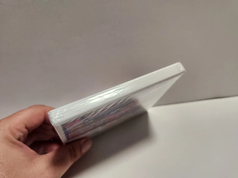 Kirby: Planet Robobot (Nintendo 3DS) BRAND NEW SEALED - Image 3 of 4