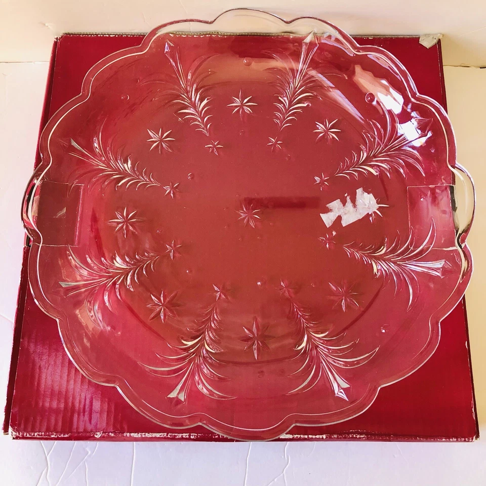 PLATO CELEBRACIONES POR MIKASA COLECCIÓN NOCHE NAVIDAD 15" CRISTALINO Foto 4 de 4