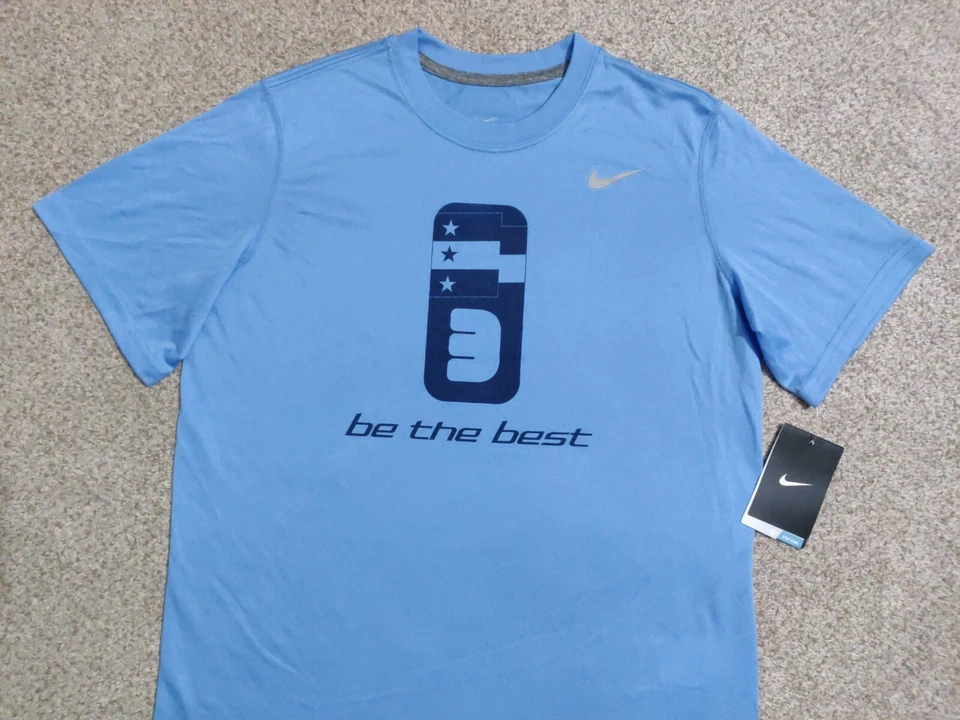 Camiseta deportiva Nike Training para niños Sé la mejor. Azul claro  Foto 2 de 4