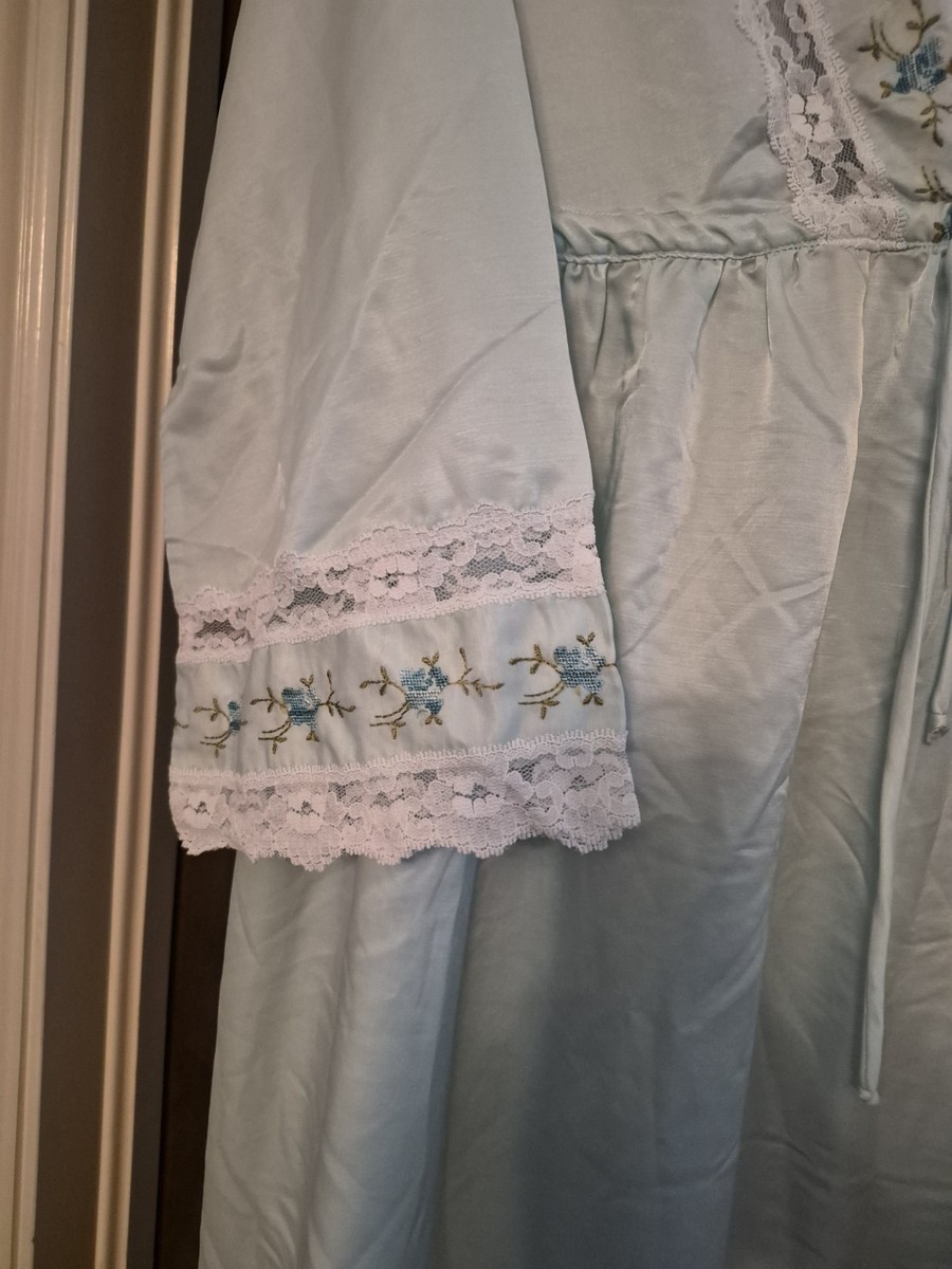 VTG Iris  Lingerie M Satin Lace Nightgown Sleep USA CottageCore Blue Long View 3