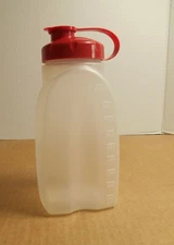 Rubbermaid Mixer Mate 1 Quart Drink Container With Red Lid B18