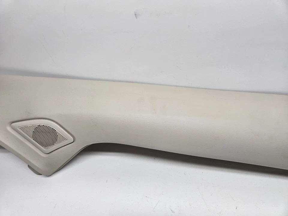 2014-2022 RAM PROMASTER 1500 2500 passenger right A pillar trim windshield Foto 4 de 4