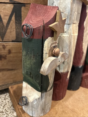 Large Row of 5 Primitive Folk Art Handmade Santa Claus Wired Wood Fence Posts - Picture 8 of 10