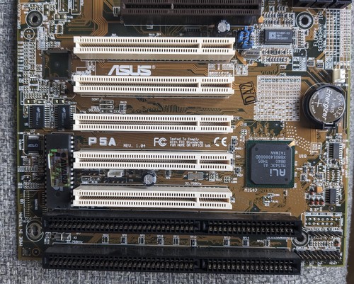 Carte mère ASUS P5A Rev 1.04 Super Socket 7 + 128 MB SDRAM - Photo 2/9