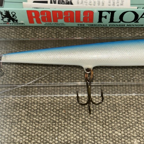 Rapala Floating 13 B Blue 5 1/4" Jerkbait/Stickbait fishing Lure. Original Box. - Picture 3 of 8