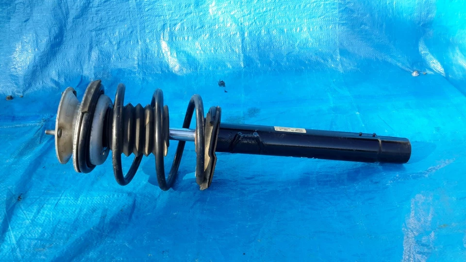 2001-2005 BMW 325CI E46 Shock Strut Front Left OEM 31316757043 Foto 2 de 4