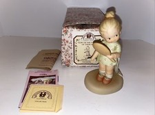 MEMORIES OF YESTERDAY  MY931 NOW I'M THE FAIREST OF THEM ALL W/box