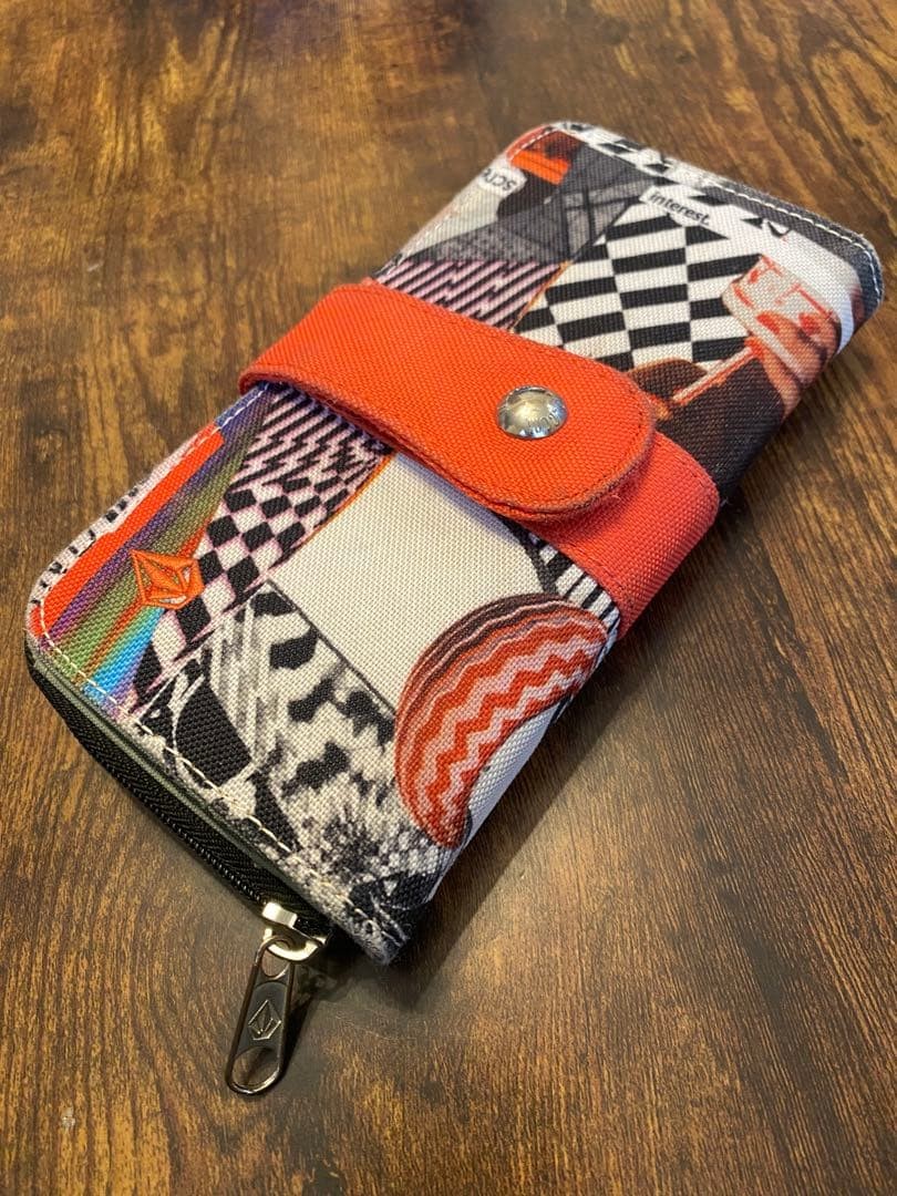 Volcom Geometric Pattern Long Wallet - image 1