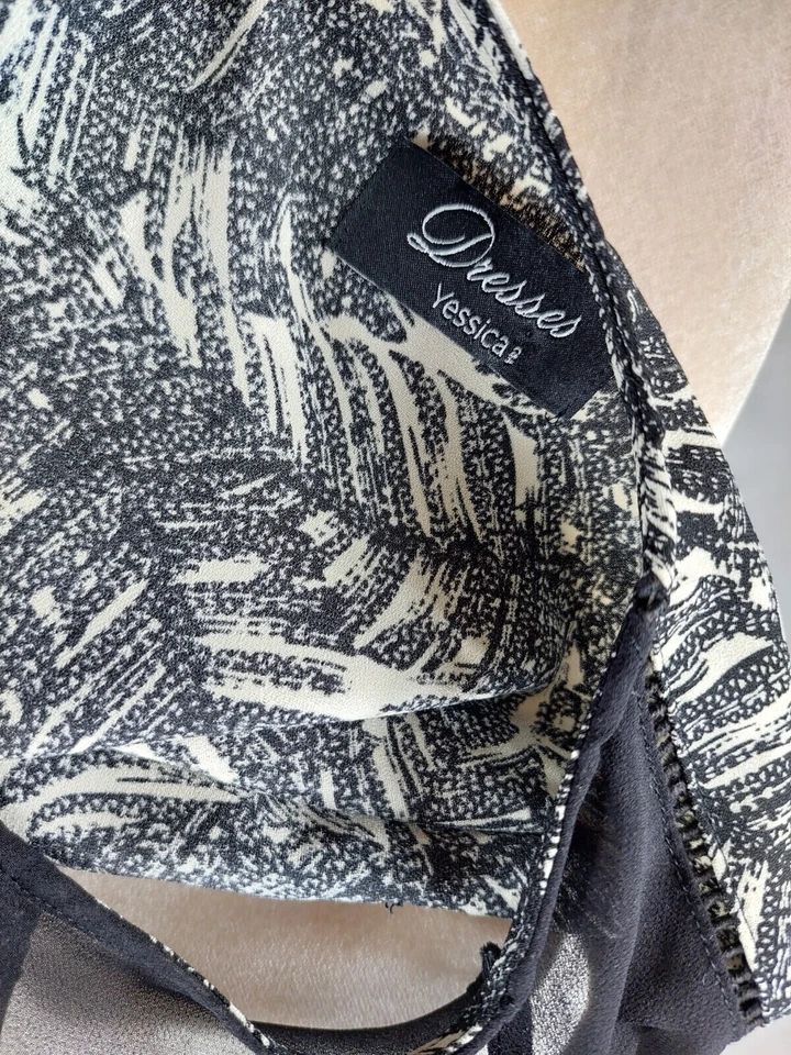 Kleid Dresses Yessica C&A Gr. 36 S schwarz beige Trägerkleid Party classic edel - Bild 3 von 4