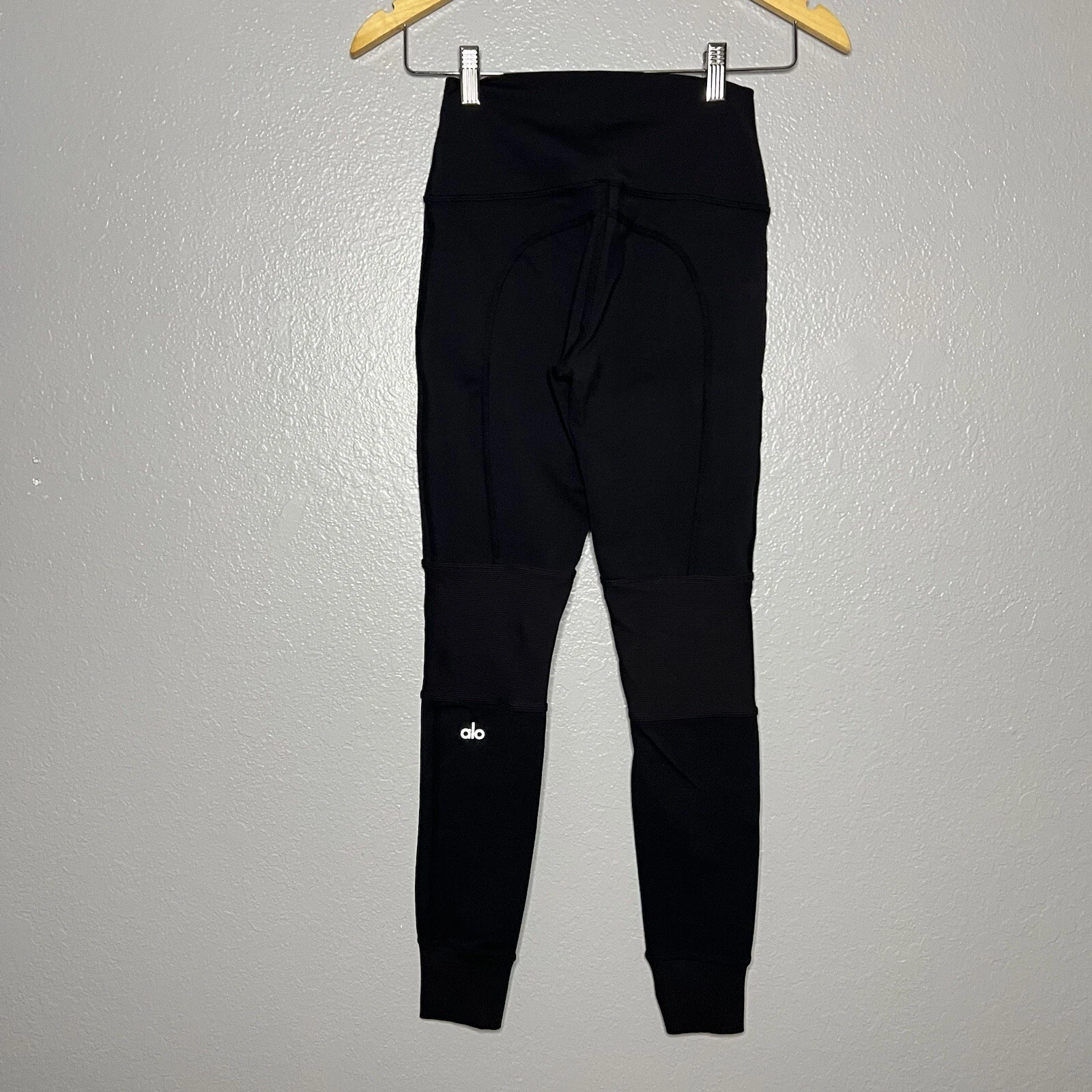 alo-yoga ribbed knee leggings