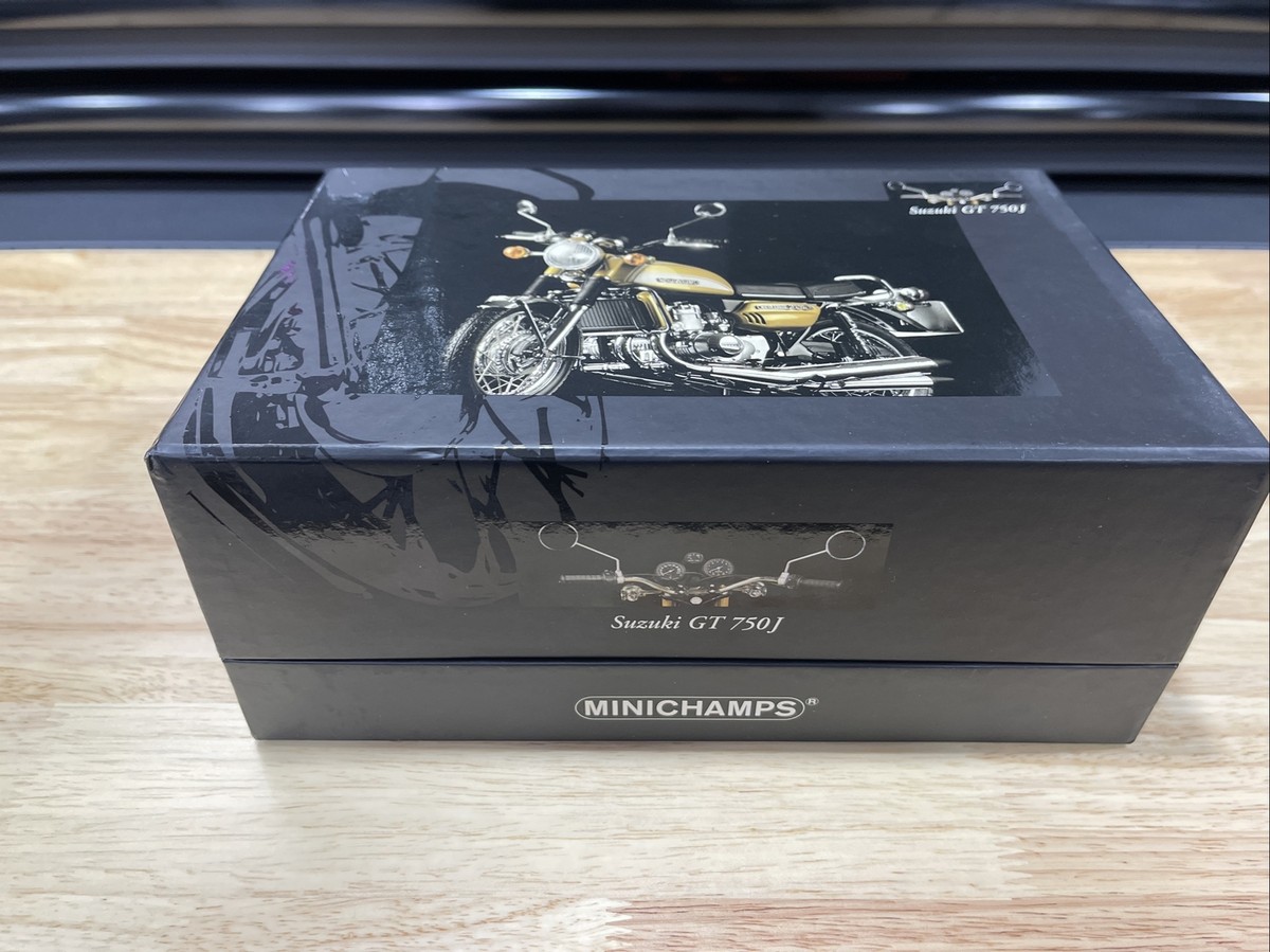 Minichamps Classic Bike Series No.5 1/12 1972 Suzuki Gt 750J Minichamps Classic Bike Series No.5 1/12 1972 Suzuki Gt 750J