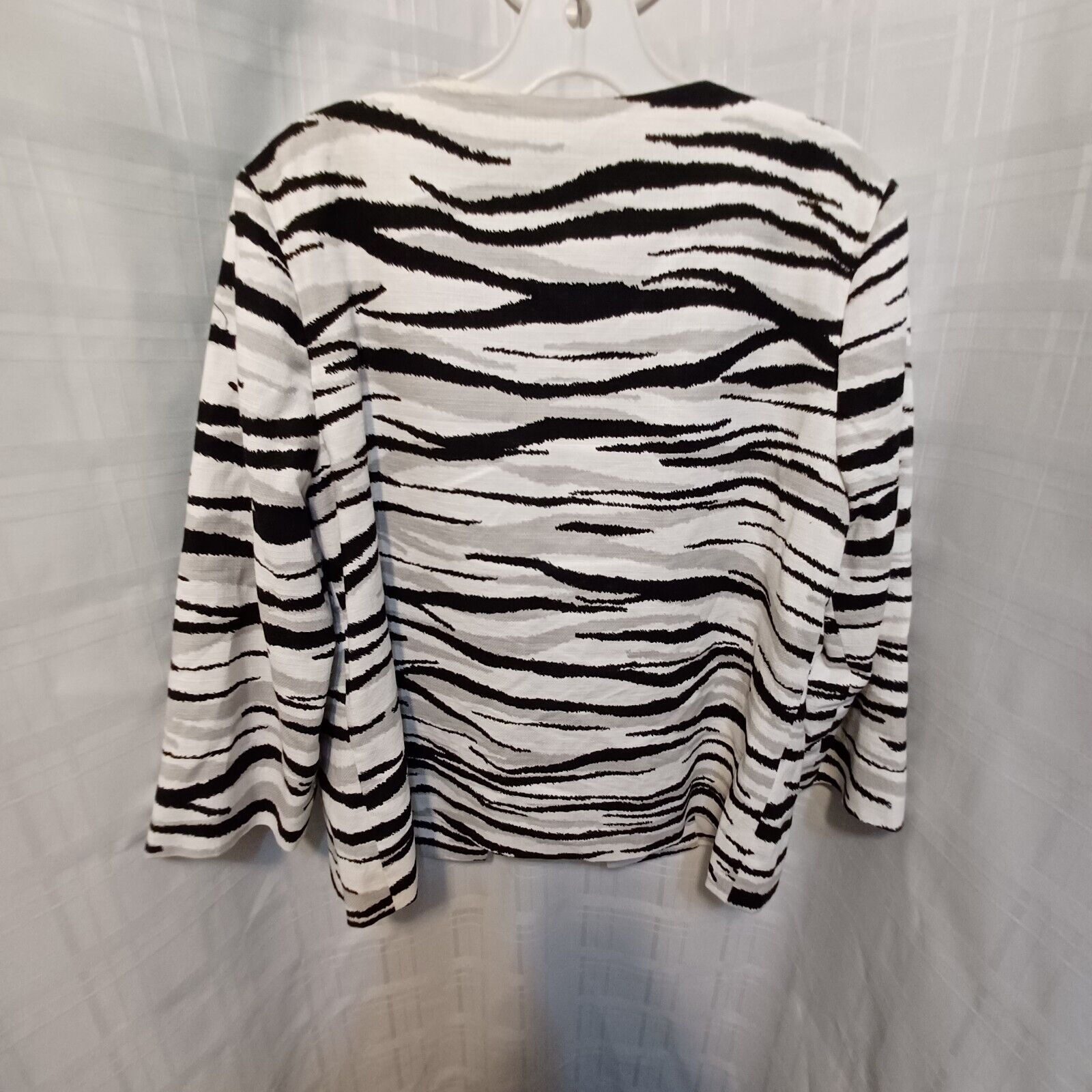 Chicos Jacket Womens Small White Tiger Stripe One… - image 3