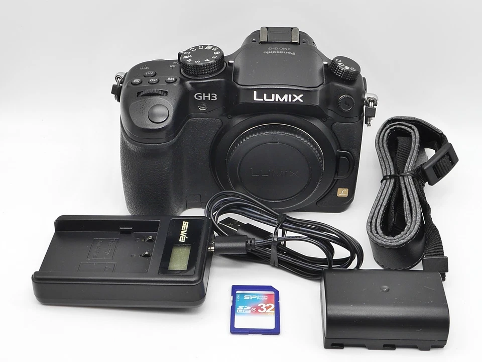 Panasonic Lumix GH3, photo 2 of 5