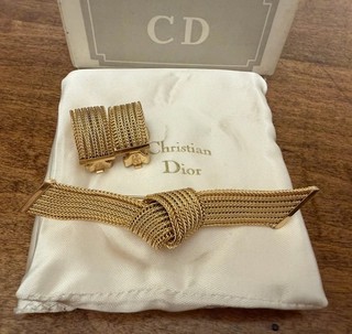Vintage CHRISTIAN DIOR Gold Tone Mesh Brooch & Earrings 1970