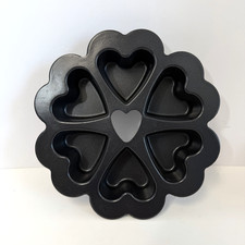 Nordic Ware Heavy Nonstick Heart Shaped Cakelet Muffin Pan Made In USA
