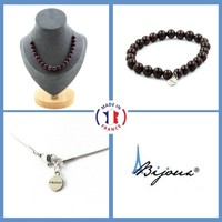 Mineralien Und Edelsteine. Schmuckset Armband Halskette 20 Perlen Granat