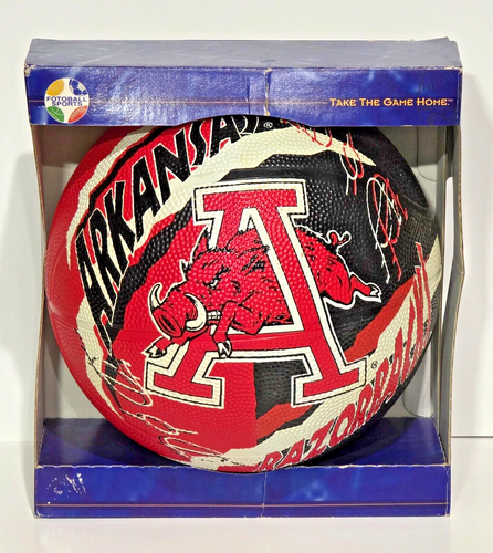 Pallone da basket vintage ARKANSAS RAZORBACKS logo anni 90 FOTOBALL SPORTS misura 29,5 - Foto 3 di 13