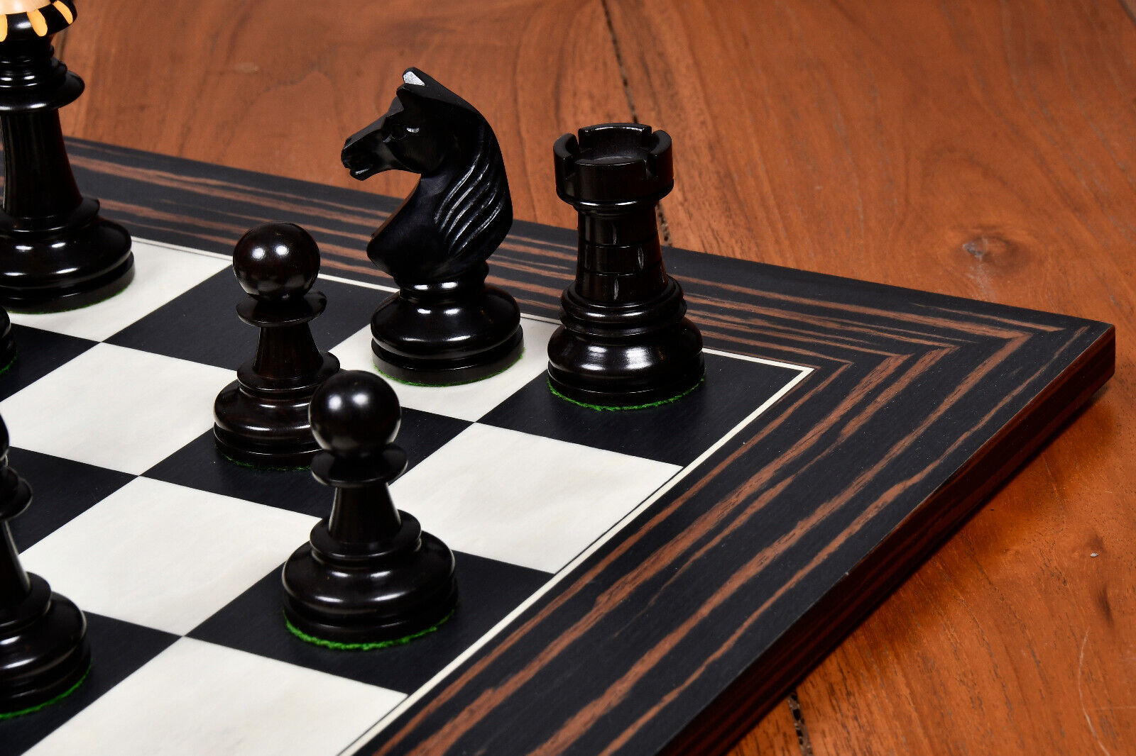 The Capablanca Chess Burmese Rosewood Edition - Reykjavik II