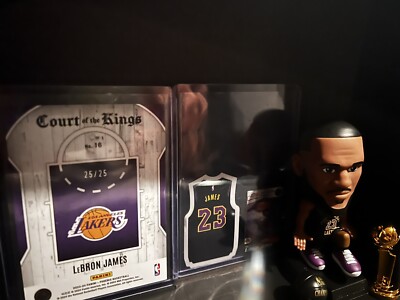 LeBron James Rare Figurine By Zuru & Panini Phoenix Blue 25/25 SSP