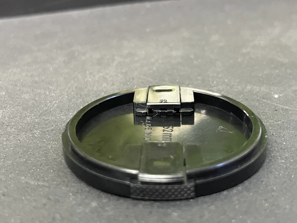 Sigma 52mm Front Lens Cap - Image 3 of 4