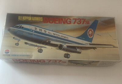 航空機・ヘリコプター AIR NIPPON Boeing 737-200 1:200 s-l400.jpg