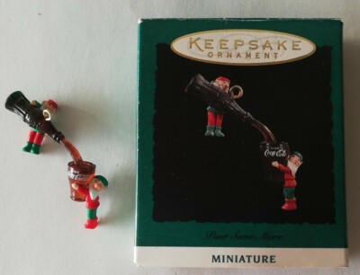 Hallmark Keepsake mini Ornament Coca Cola Zwerge Pour some more 1993