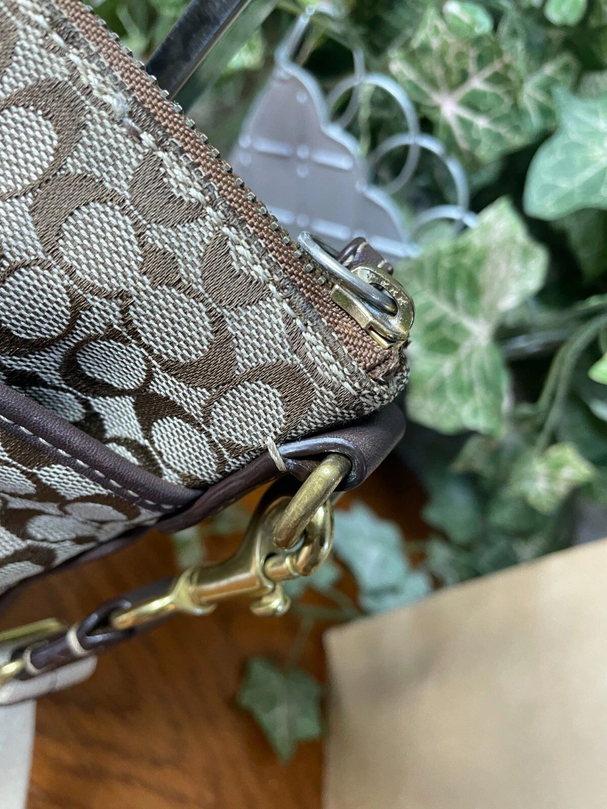 BORSA A TRACOLLA COACH SIGNATURE STRIPE SWINGPACK KAKI BORSA A TRACOLLA BORSETTA