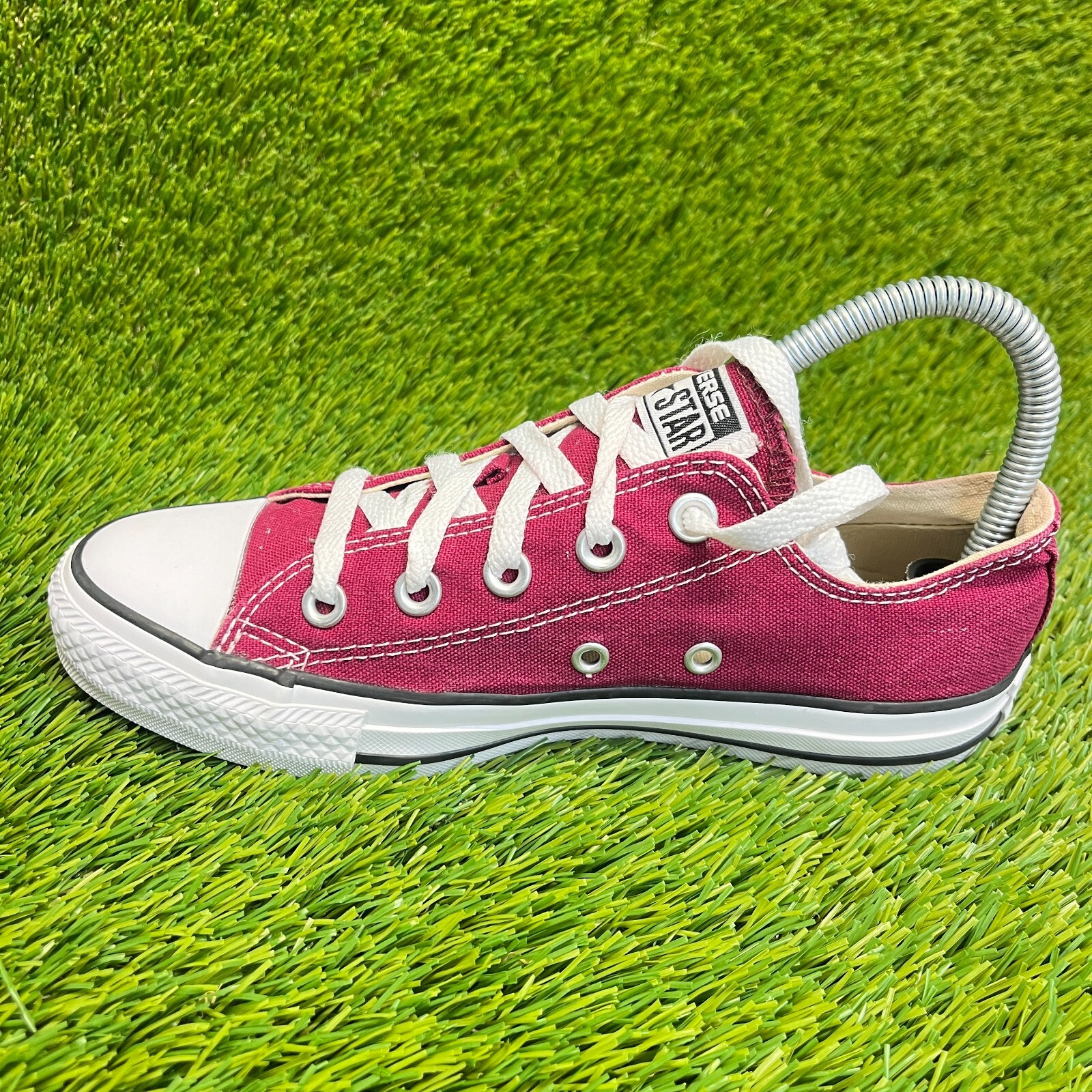 Converse Chuck Taylor All Star Womens Size 6 Burgundy Walking Shoes Sneakers thumbnail 2