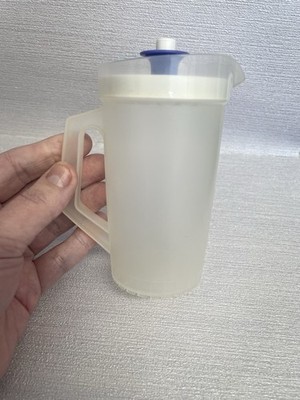 Vintage Tupperware durchsichtiger Mini Saftkrug Krug mit blau-weißem Deckel