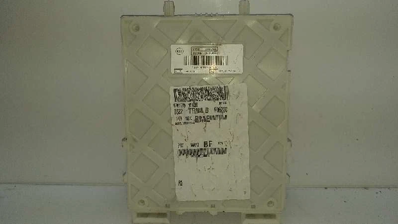 30S58KD13F06 CAJA RELES / FUSIBLES / F1DT14A073BF / 176394 PARA FORD C-MAX TREND - Imagen 2 de 4