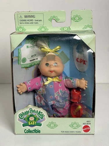 1995 Cabbage Patch Kids Baby April Pat Collectible Matel