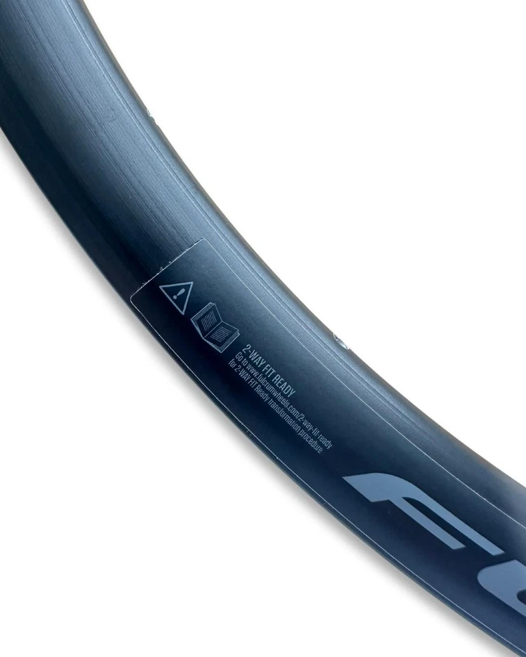 Llanta de aluminio para bicicleta de carretera/grava Fulcrum Rapid Red 900 650B - cubierta, disco, 28H Foto 3 de 4