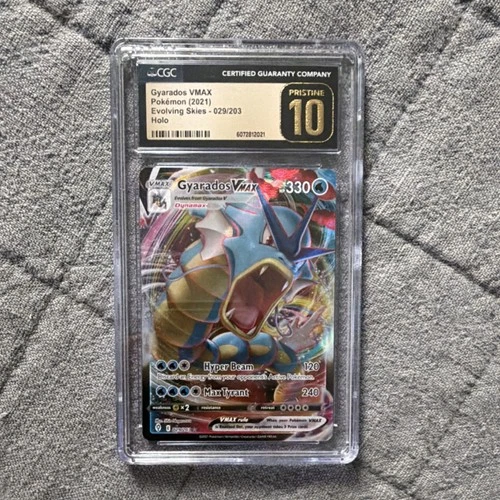 Pokémon Gyarados VMAX 029/203 Evolving Skies Holo English CGC 10