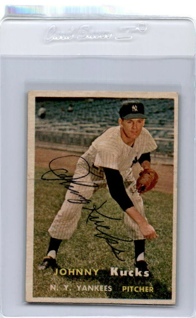 JOHNNY KUCKS 1957 TOPPS #185 HARD SIGNED AUTO NEW YORK YANKEES
