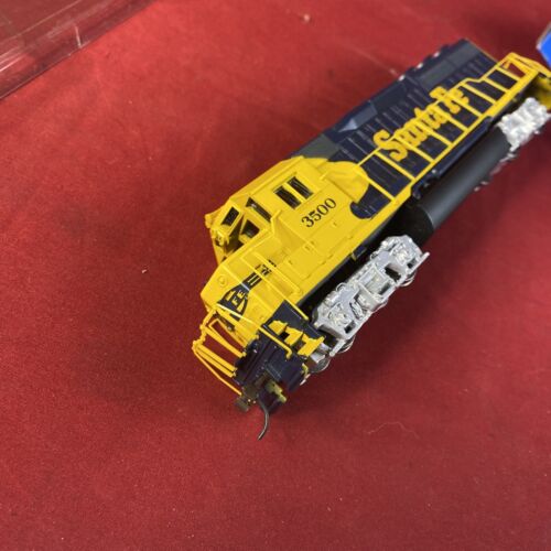 Bachmann HO Scale SantaFe GP40 Diesel #3500 W/Original Box & Manual (Item 63502) - Picture 8 of 14