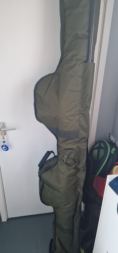 Daiwa Black Widow 12 ft Rod Holdall Green (BW6R12H) for sale