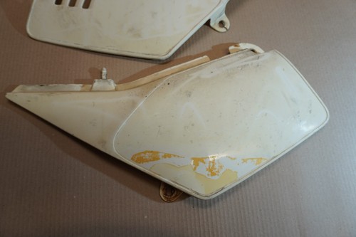 Suzuki DR125 S DR 125 1989 SF43B MODEL set of sidepanels damaged cover frame - Picture 2 of 12