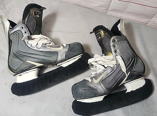 Nike Air Quest 1 Ice Hockey Skate VINTAGE size US 11D RARE!