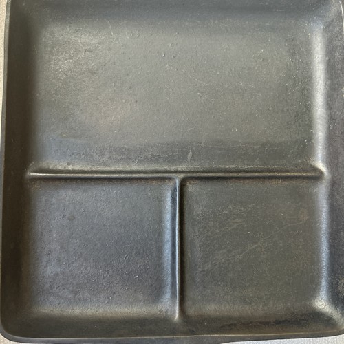 Wardway Cast Iron Divided Breakfast Skillet, Black #1442 by Wagner 9”x 9”VTG - Picture 5 of 7