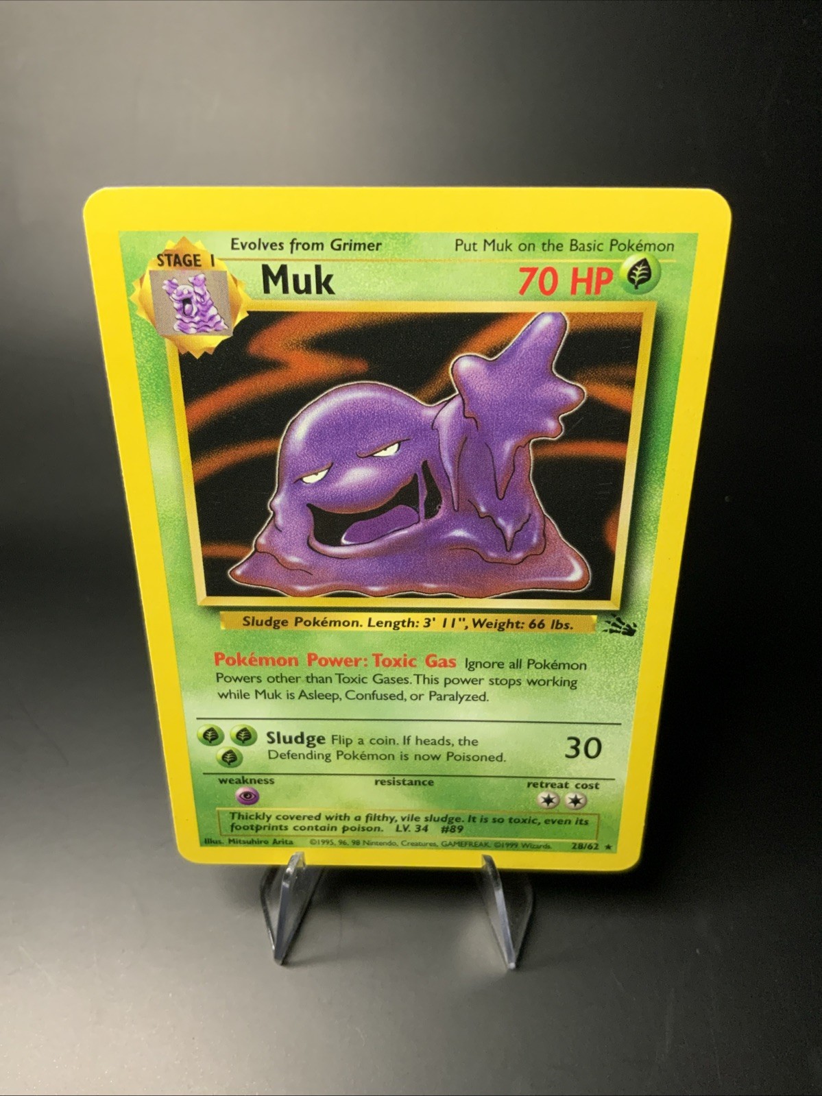 Muk 28/62 NM-LP- Fossil- Non Holo Rare- Vintage Pokemon Trading Card Game- WOTC