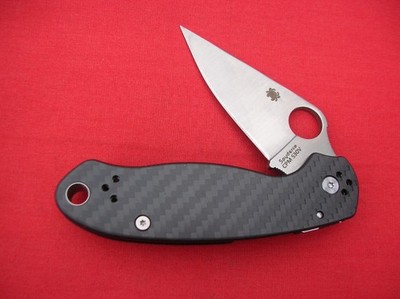 SPYDERCO PARA 2 S30V  G 10 BLACK HANDLES KNIFE