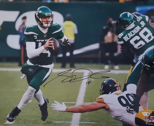 Sam Darnold Signed New York Jets 16x20 Photo (Fanatics Hologram) NFL