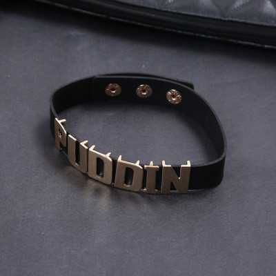 Collare Girocollo In Pelle PU Con Fibbia – Personalizzabile Con Nome (es. Puddin) – Stile Gotico Biker, Regalo Donna
