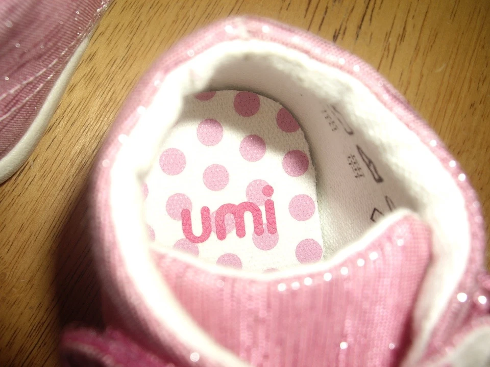 NUEVO EN CAJA Niño Pequeño Talla 5.5 UMI Samme Rosa Brillante con Botines Plateados Zapato para Caminar Foto 4 de 4