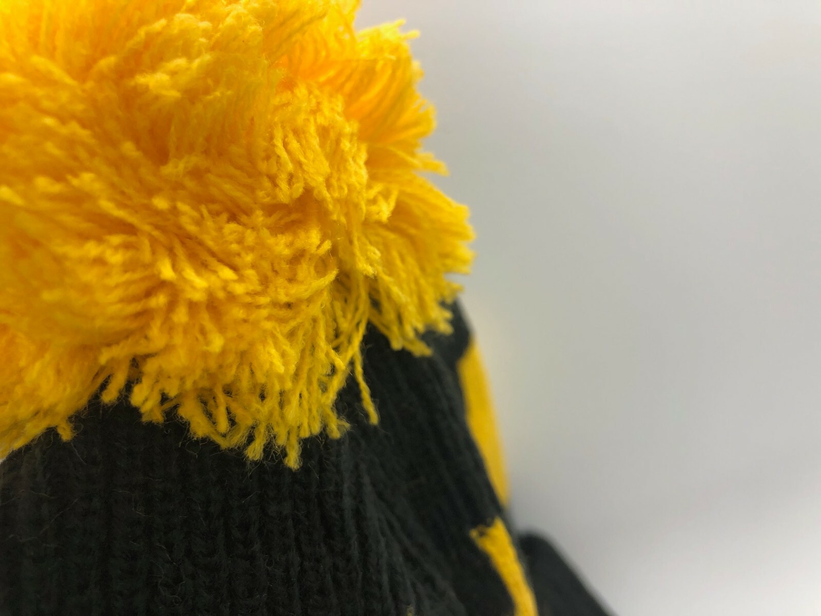 Winter Beanie Hat New Pittsburgh Steelers New Era Knit On Field Sideline Cap USA