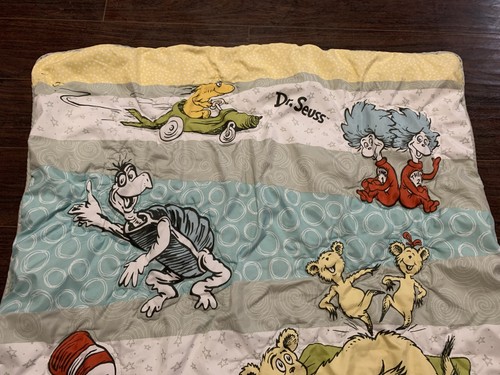 Trend Lab Dr. Seuss Crib Baby Comforter Blanket - Picture 4 of 11