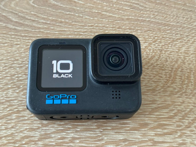 GoPro HERO10 Ultra HD Camcorder - Schwarz (CHDHX-101-RW)